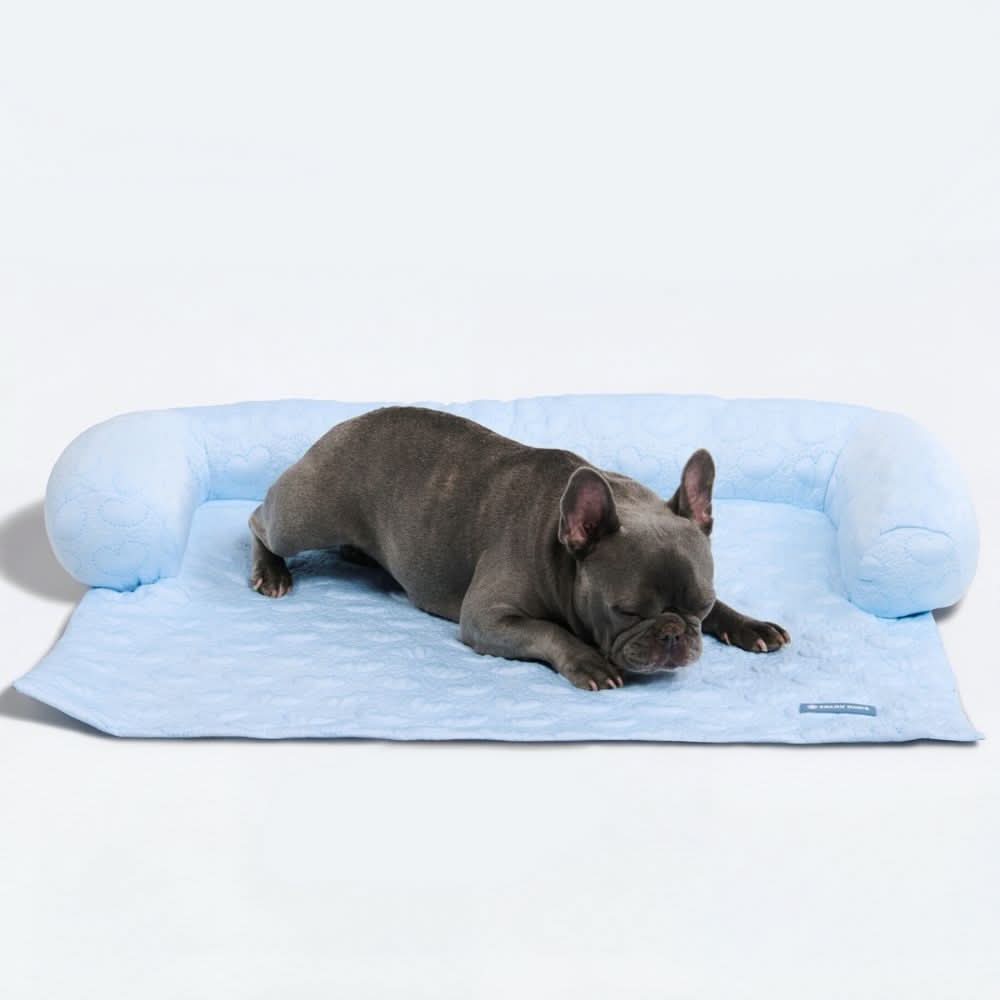Frostcore™ Cooling Couch Cover Dog Bed - Image 14