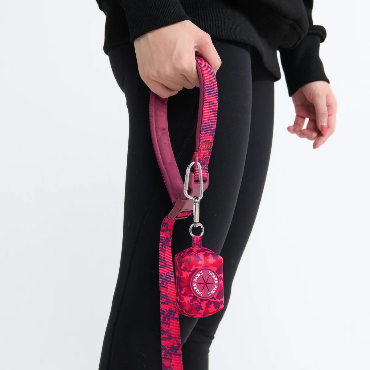 Multipurpose Seatbelt Handsfree Leash & Poop Bag Holder Set - Image 60