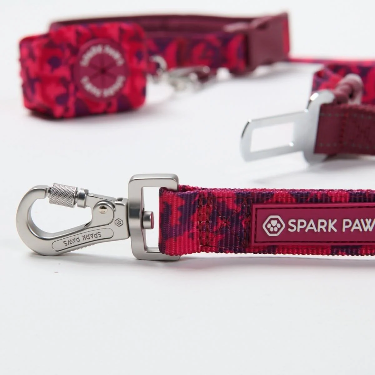 Multipurpose Seatbelt Handsfree Leash & Poop Bag Holder Set - Fuchsia Camo - Image 5